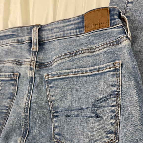 American Eagle Next Level High-Waisted Ripped Skinny Kick Jean. 6 R EUC - Picture 9 of 10
